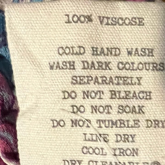 Spell Lovebird Blouse - Sz. L - Picture 8 of 10